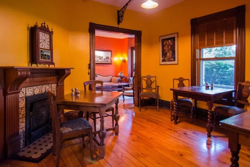 Dining at Heart Of The Village Inn