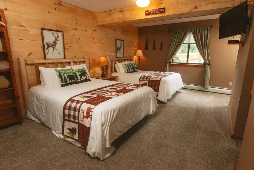 Double room at Snowed Inn