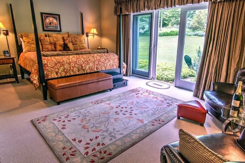 Room at Stone Hill Inn