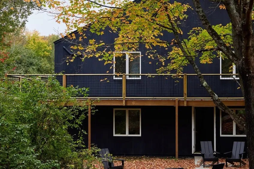 Exterior of Talta Lodge