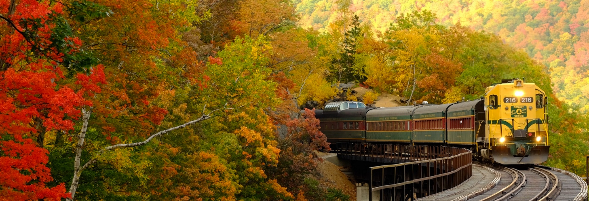 3. Take A Foliage Train Tour - New Hampshire Fall Foliage Guide