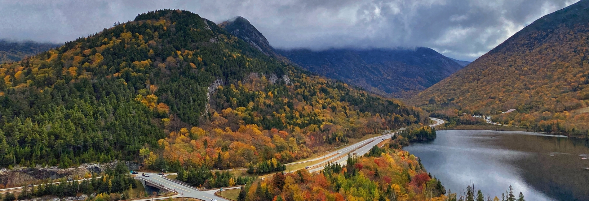 4. Hike To Artists Bluff - New Hampshire Fall Foliage Guide