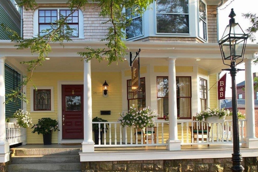 Newport Bed & Breakfast Guide: Best B&B's in Newport Rhode Island
