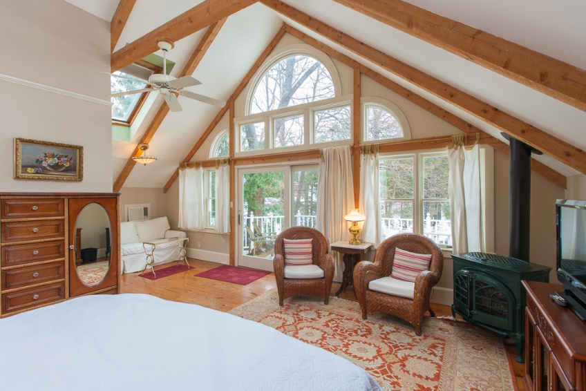 Maine Bed & Breakfast Guide - Camden Windward House - Camden