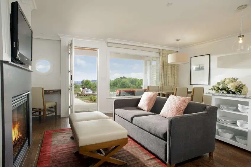 The Best Portland Maine Bed and Breakfasts: Inn By The Sea