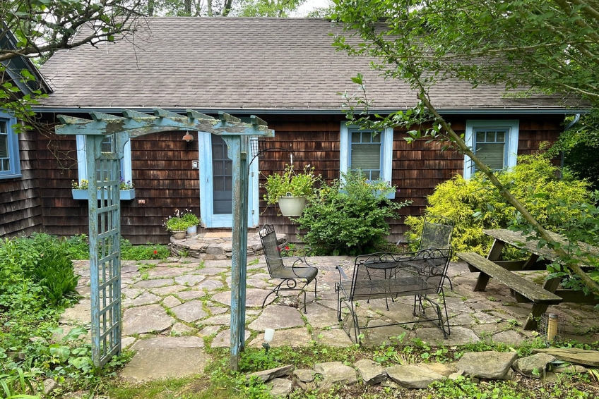 Connecticut Bed & Breakfast Guide - Inn at Fox Hill Farm - Pomfret