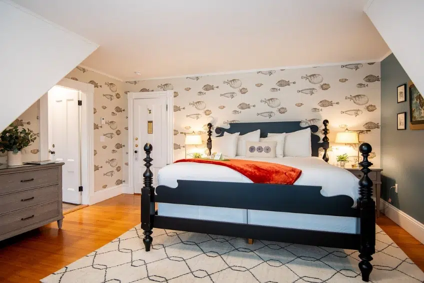 Maine Bed & Breakfast Guide - Sand Bar Cottage - Bar Harbor