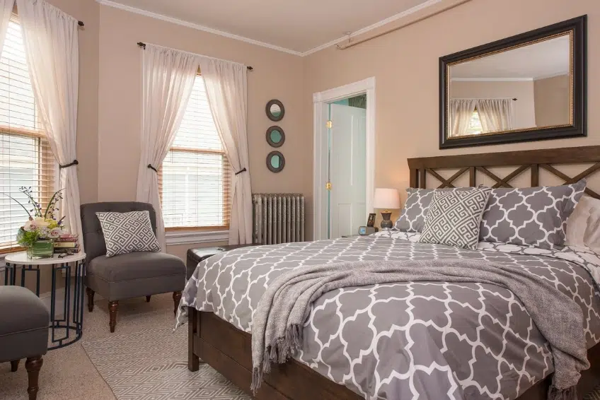 Maine Bed & Breakfast Guide - The Chadwick Bed & Breakfast - Portland