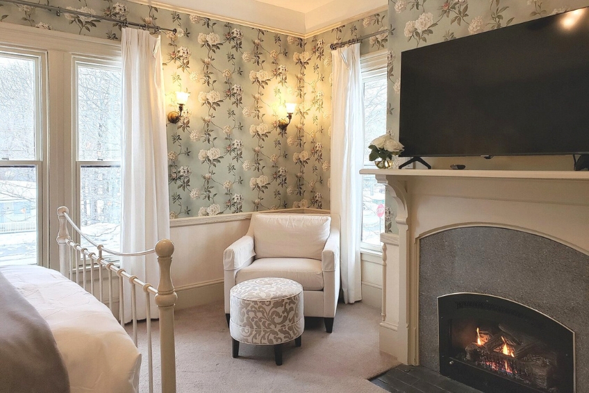 Bar Harbor B&B Guide: The Best Bed and Breakfasts in Bar Harbor Maine